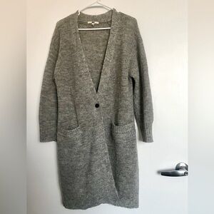 Uniqlo long cardigan. Size xs.